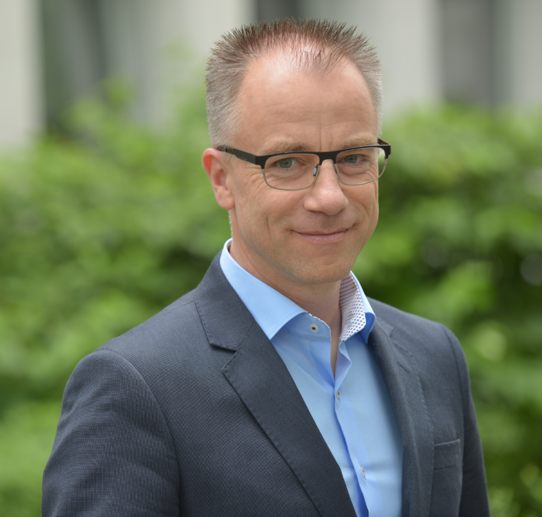 Werner Hoetzel